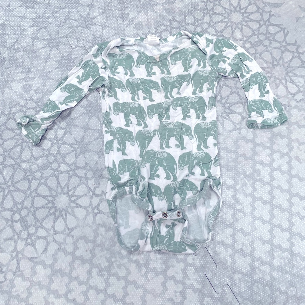 Kate Quinn 6-12m Elephant Onesie